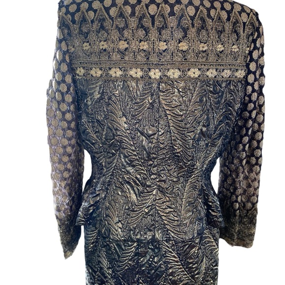 Vintage Victor Costa Gold and Black 2-Piece Jacket and Skirt Set | Size 14 - Picture 6 of 13
